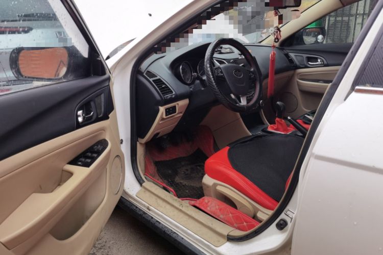 Used Bestune B50 2013 1.6L manual luxury version Driver Seat