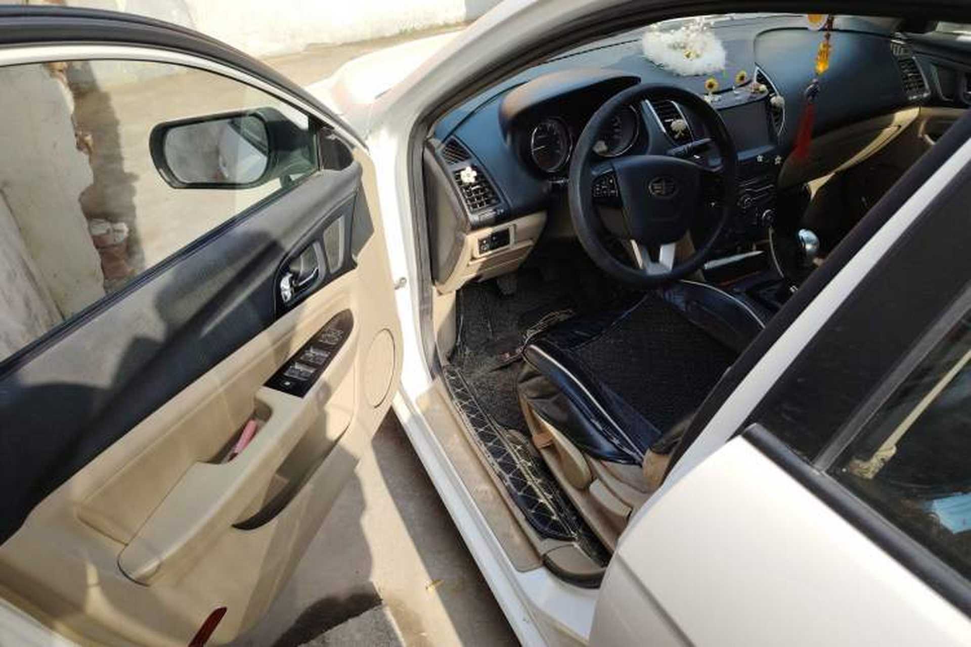 Used Bestune B50 2013 1.6L manual Comfort trim level Driver Seat