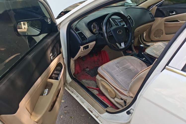 Used Bestune B50 2013 1.6L manual Comfort trim level Driver Seat