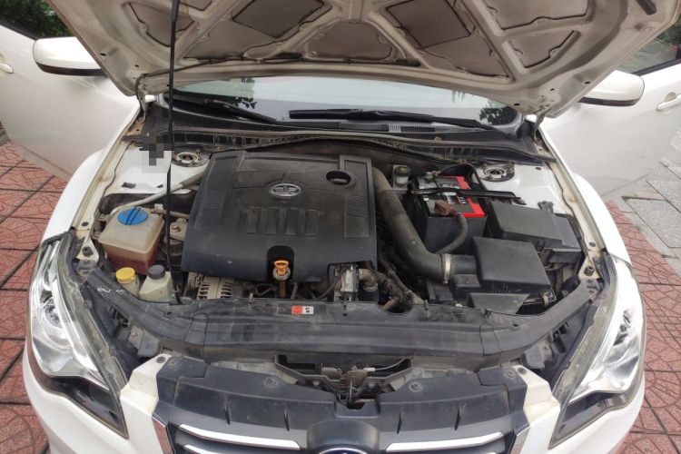 Used Bestune B50 2013 1.6L manual Comfort trim level Engine Bay