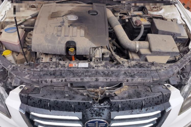 Used Bestune B50 2013 1.6L manual luxury version Engine Bay