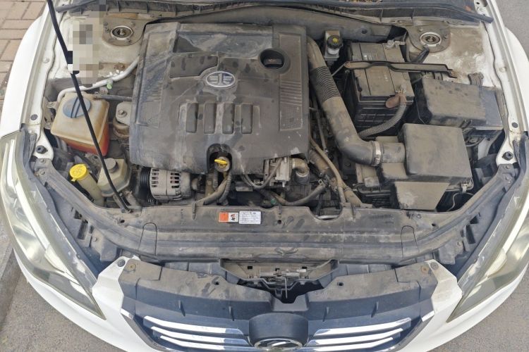 Used Bestune B50 2013 1.6L automatic luxury version Engine Bay