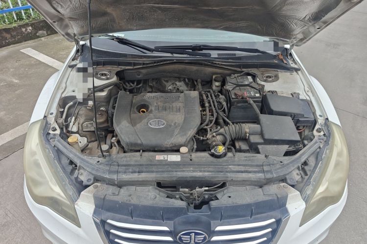 Used Bestune B50 2013 1.8L automatic comfort version Engine Bay
