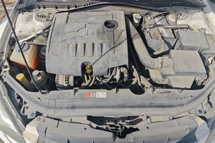 Used Bestune B50 2013 1.6L automatic luxury version Engine Bay