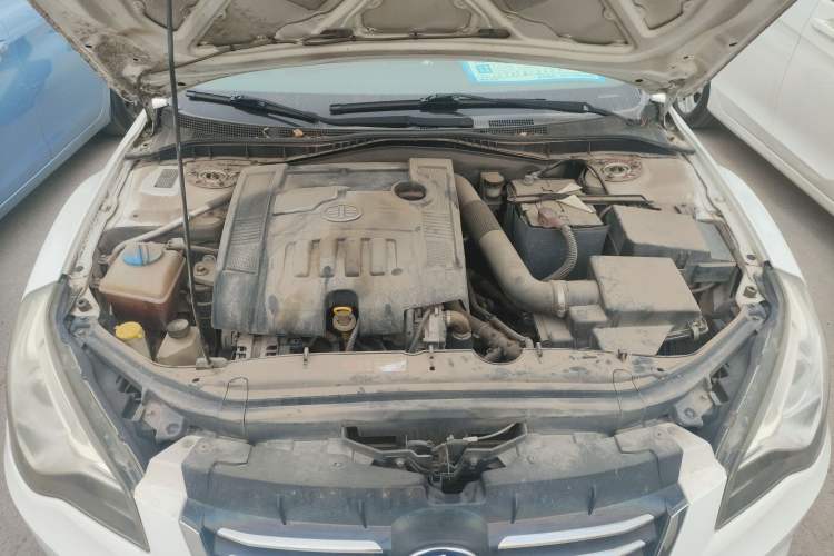 Used Bestune B50 2013 1.6L manual luxury version Engine Bay