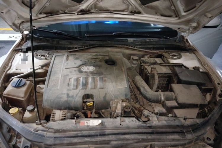 Used Bestune B50 2013 1.6L automatic luxury version Engine Bay