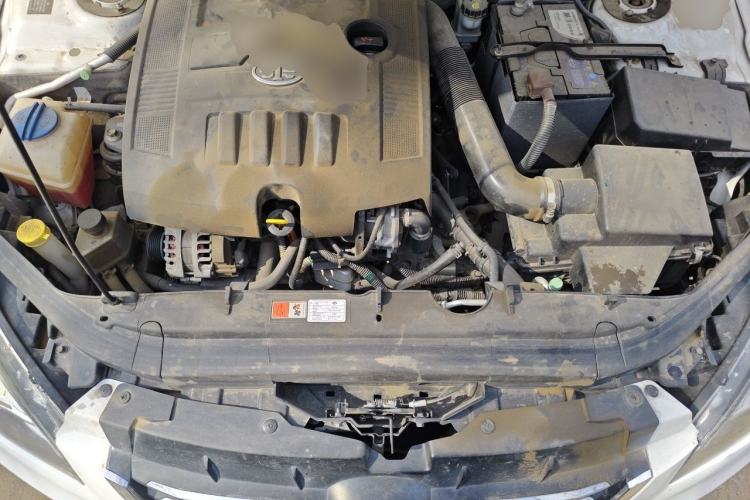 Used Bestune B50 2013 1.6L manual luxury version Engine Bay