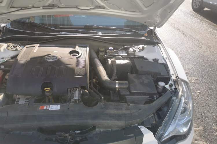 Used Bestune B50 2013 1.6L manual Comfort trim level Engine Bay Left