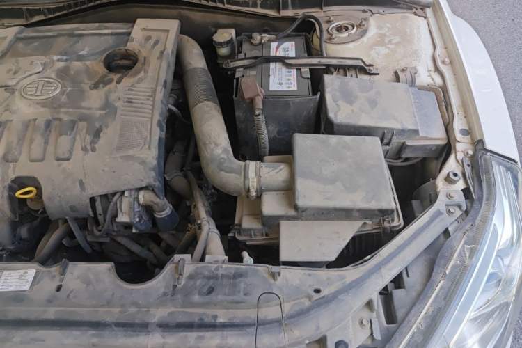 Used Bestune B50 2013 1.6L automatic luxury version Engine Bay Left