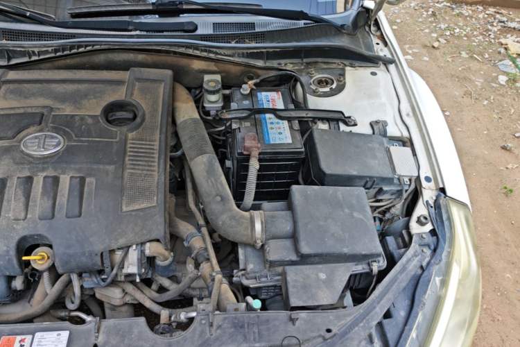 Used Bestune B50 2013 1.6L manual Comfort trim level Engine Bay Left