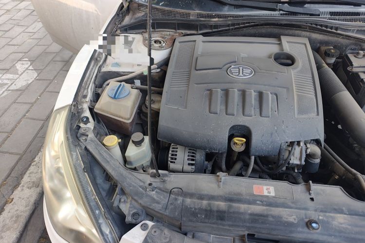Used Bestune B50 2013 1.6L manual Comfort trim level Engine Bay Right