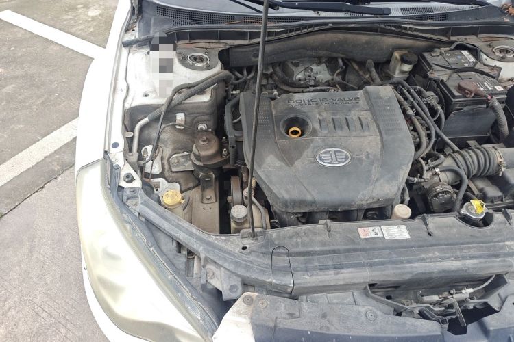 Used Bestune B50 2013 1.8L automatic comfort version Engine Bay Right