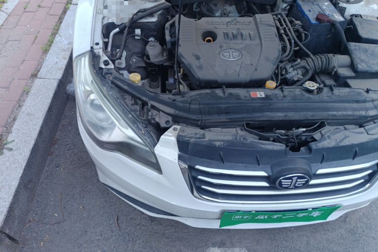 Used Bestune B50 2013 1.8L automatic comfort version Engine Bay Right