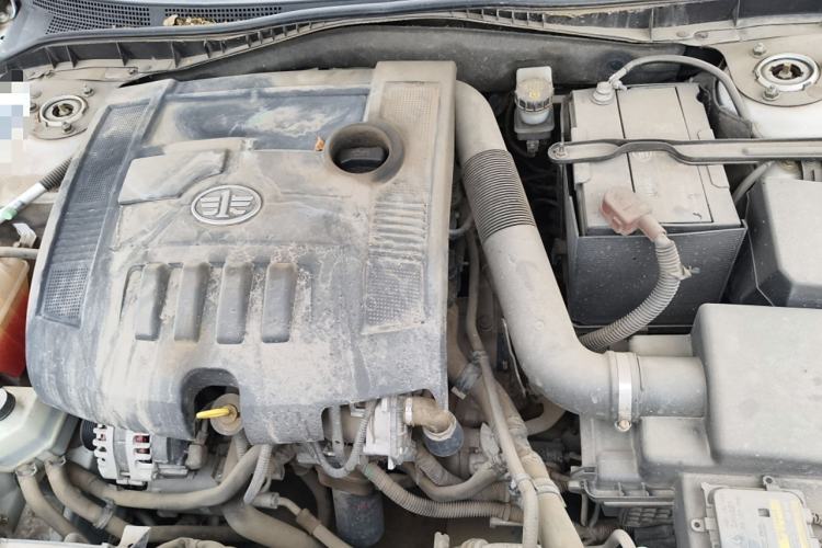 Used Bestune B50 2013 1.6L manual luxury version Engine Bay