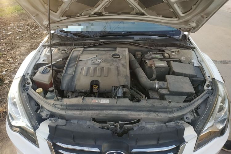 Used Bestune B50 2013 1.6L manual luxury version Engine Bay