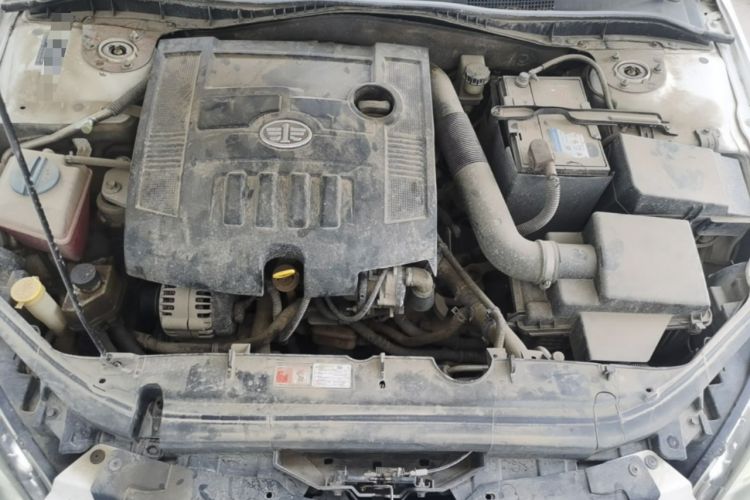 Used Bestune B50 2013 1.6L manual luxury version Engine Bay