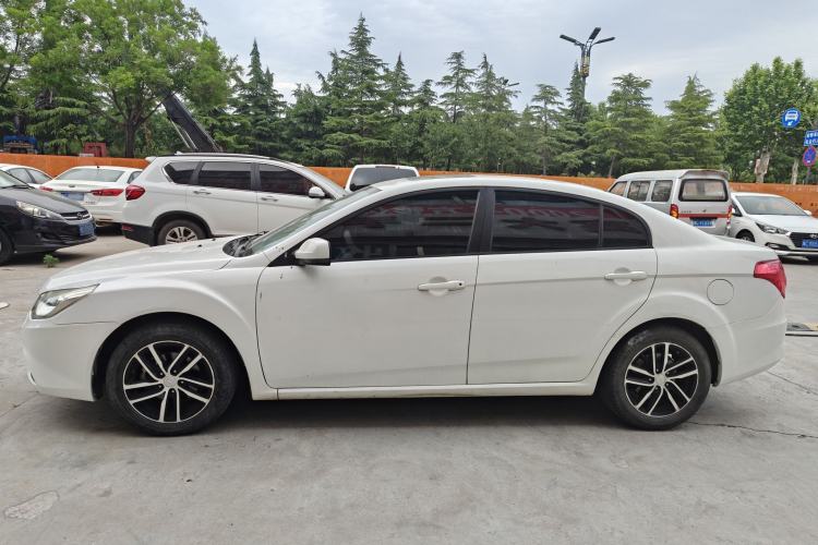 Used Bestune B50 2013 1.6L automatic luxury version Exterior 3