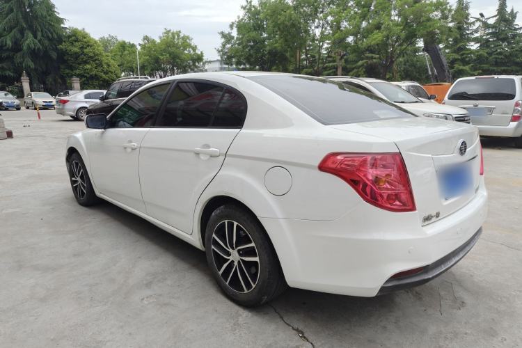 Used Bestune B50 2013 1.6L automatic luxury version Exterior 4