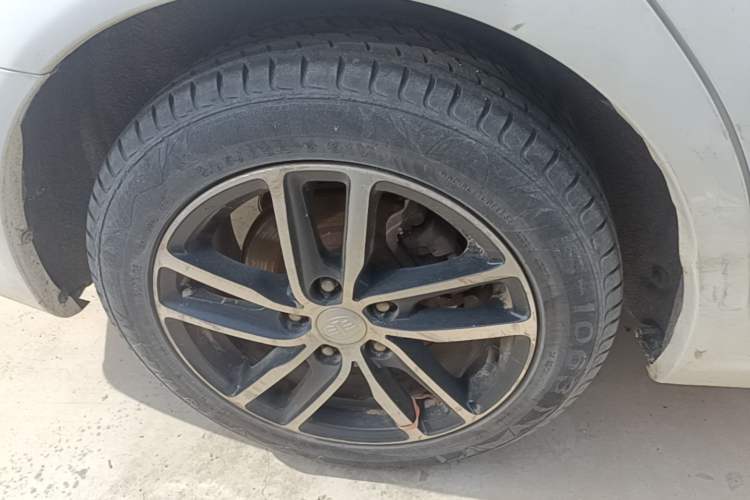 Used Bestune B50 2013 1.6L automatic luxury version Exterior 5