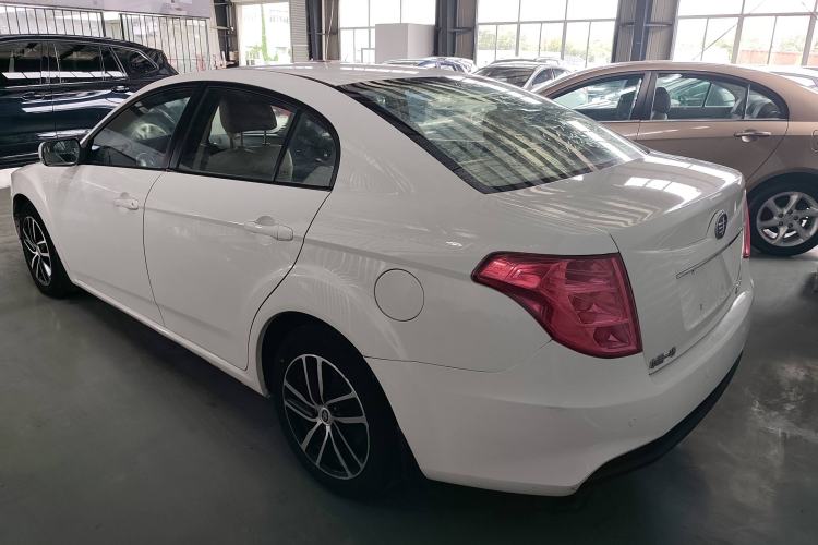 Used Bestune B50 2013 1.6L automatic luxury version Exterior 5
