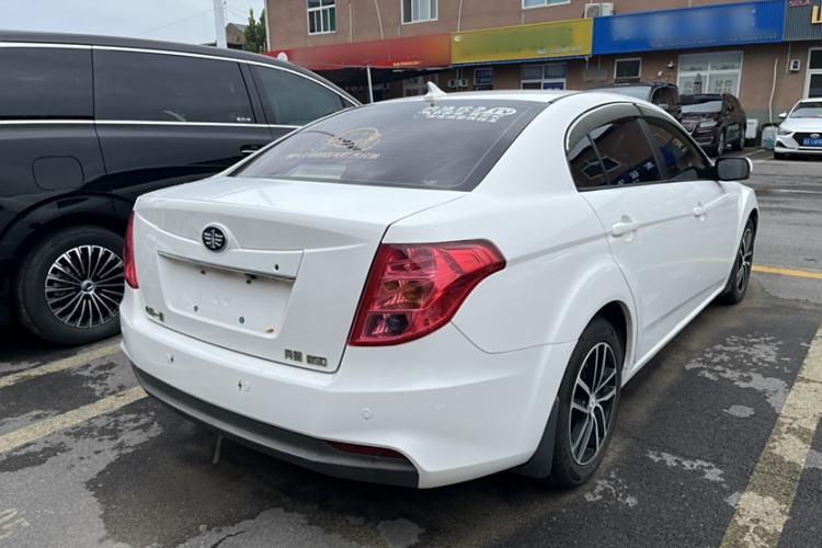Used Bestune B50 2013 1.6L automatic luxury version Exterior 5