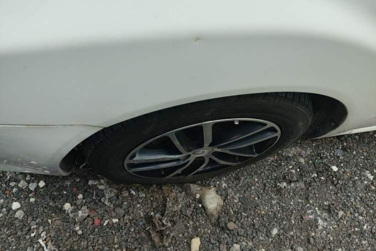 Used Bestune B50 2013 1.6L automatic luxury version Exterior 7