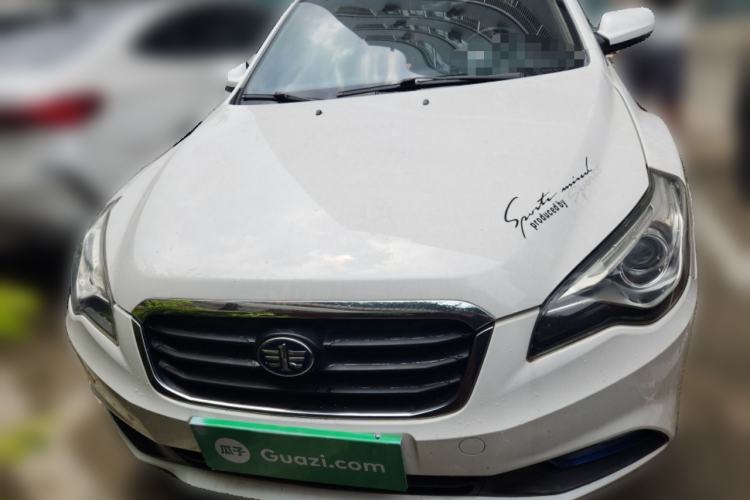 Used Bestune B50 2013 1.6L manual luxury version Front