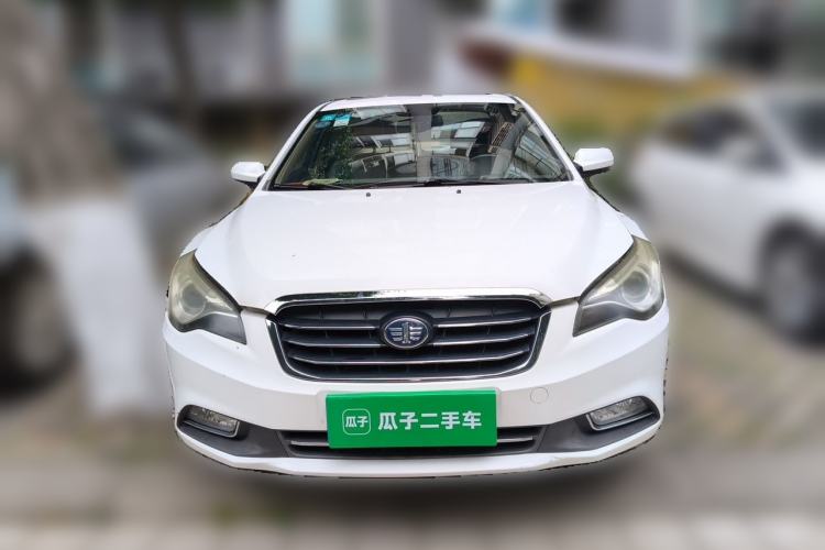 Used Bestune B50 2013 1.6L manual luxury version Front