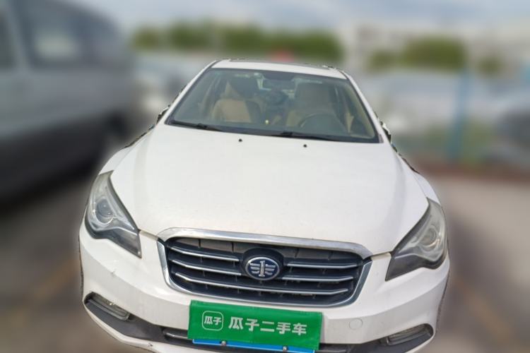 Used Bestune B50 2013 1.6L manual luxury version Front