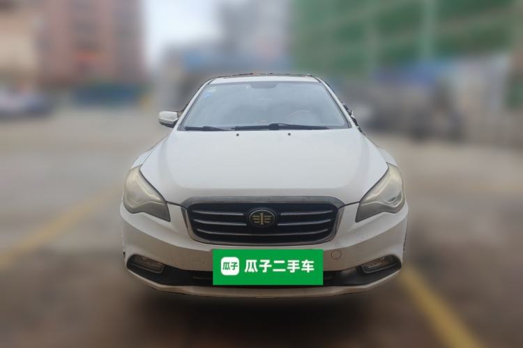 Used Bestune B50 2013 1.6L manual luxury version Front