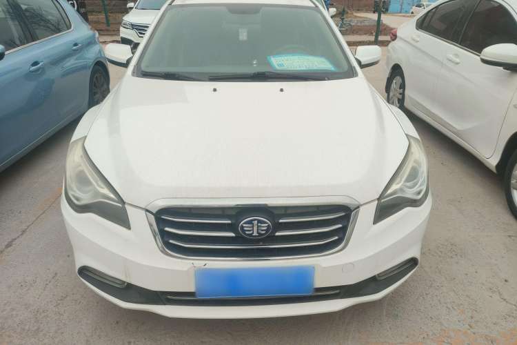 Used Bestune B50 2013 1.6L manual luxury version Front