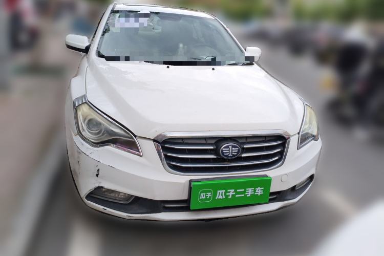 Used Bestune B50 2013 1.6L manual luxury version Front
