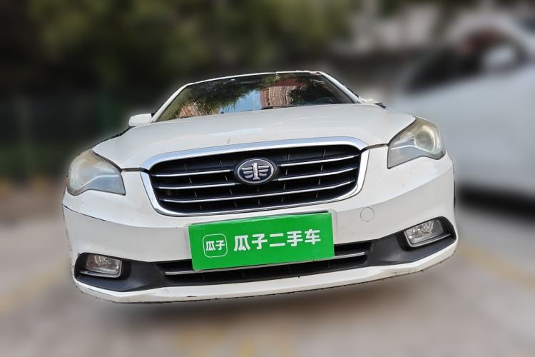 Used Bestune B50 2013 1.6L manual luxury version Front