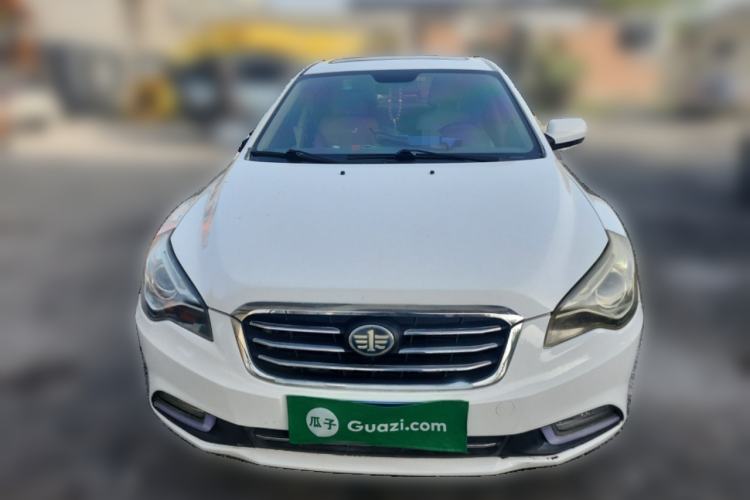 Used Bestune B50 2013 1.6L manual luxury version Front