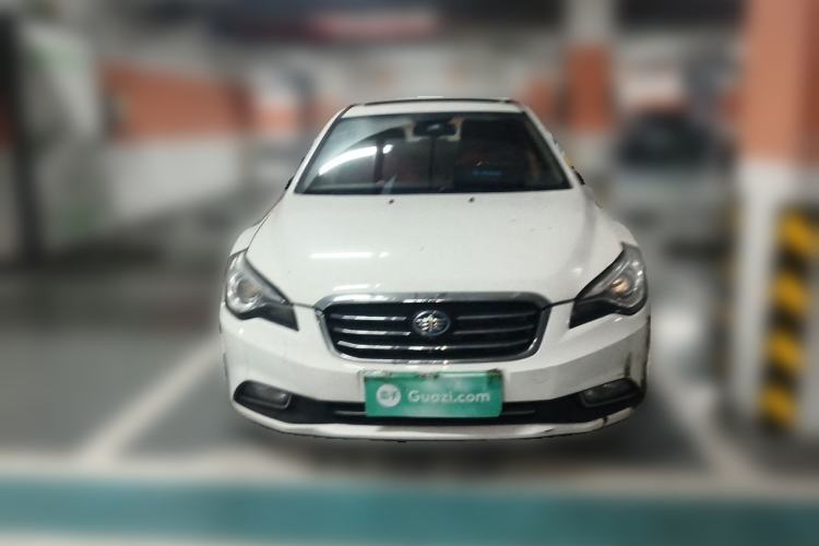 Used Bestune B50 2013 1.6L automatic luxury version Front