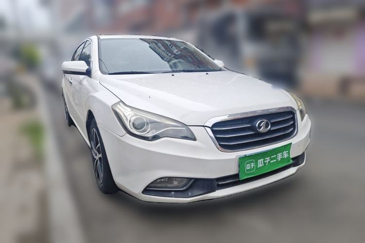 Used Bestune B50 2013 1.6L automatic luxury version Front Right 45 Deg