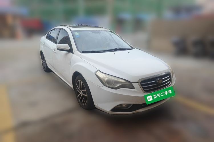 Used Bestune B50 2013 1.6L manual luxury version Front Right 45 Deg