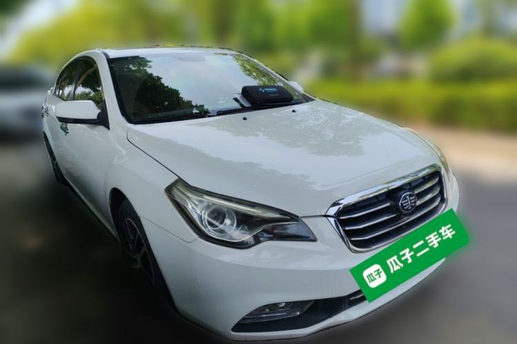 Used Bestune B50 2013 1.6L manual luxury version Front Right 45 Deg