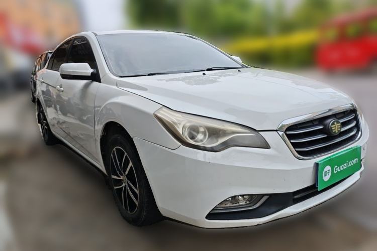 Used Bestune B50 2013 1.6L manual Comfort trim level Front Right 45 Deg