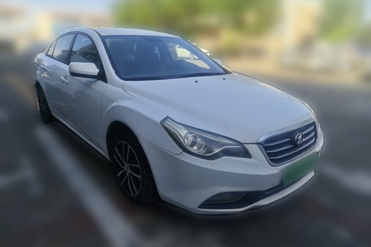 Used Bestune B50 2013 1.6L manual Comfort trim level Front Right 45 Deg