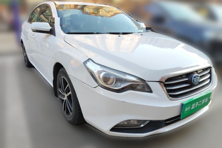 Used Bestune B50 2013 1.6L automatic luxury version Front Right 45 Deg
