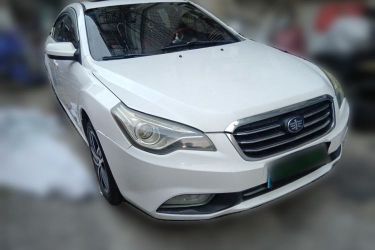 Used Bestune B50 2013 1.6L manual luxury version Front Right 45 Deg