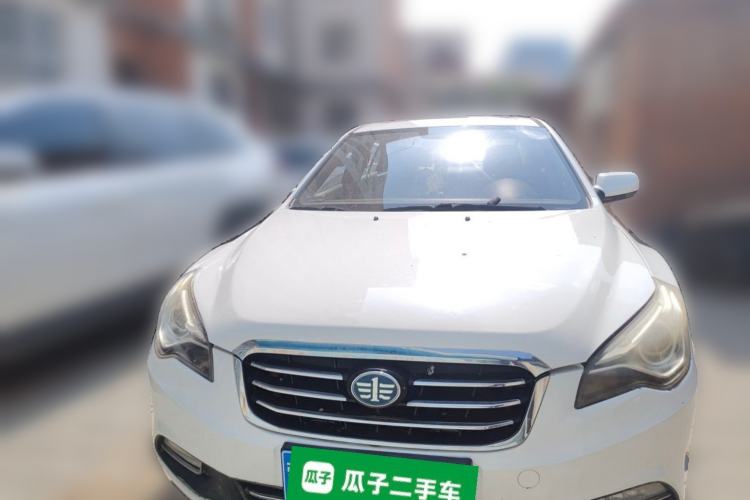 Used Bestune B50 2013 1.6L manual luxury version Front