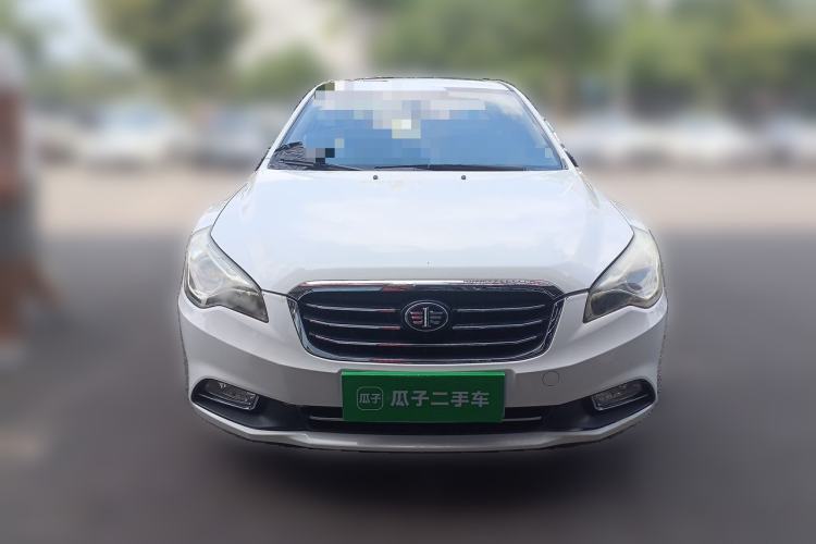 Used Bestune B50 2013 1.6L manual luxury version Front