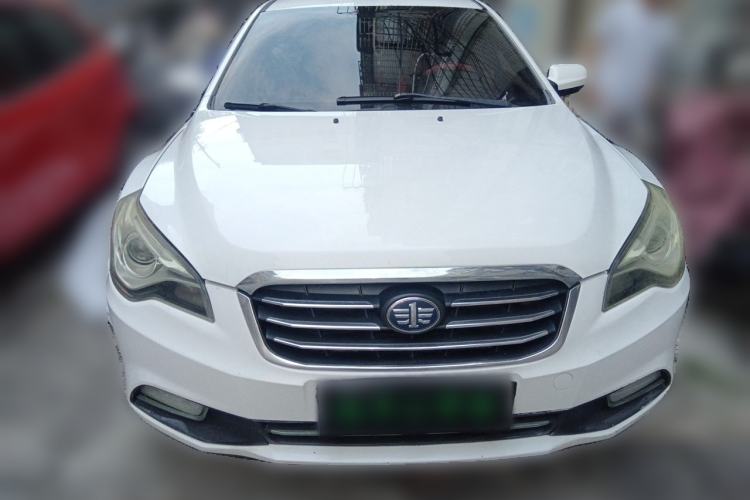Used Bestune B50 2013 1.6L manual luxury version Front