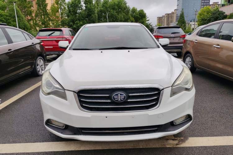 Used Bestune B50 2013 1.6L manual luxury version Front