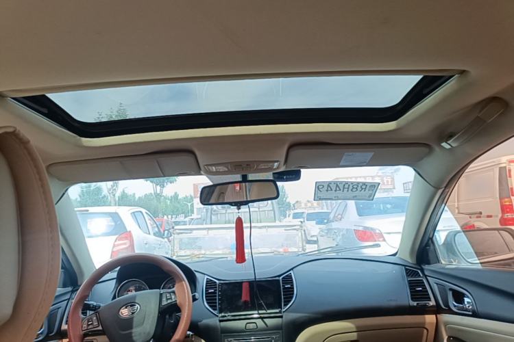 Used Bestune B50 2013 1.6L automatic luxury version Headliner