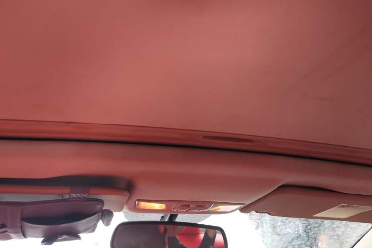 Used Bestune B50 2013 1.6L manual luxury version Headliner