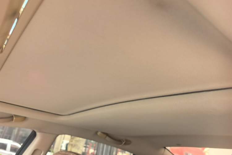Used Bestune B50 2013 1.6L manual luxury version Headliner