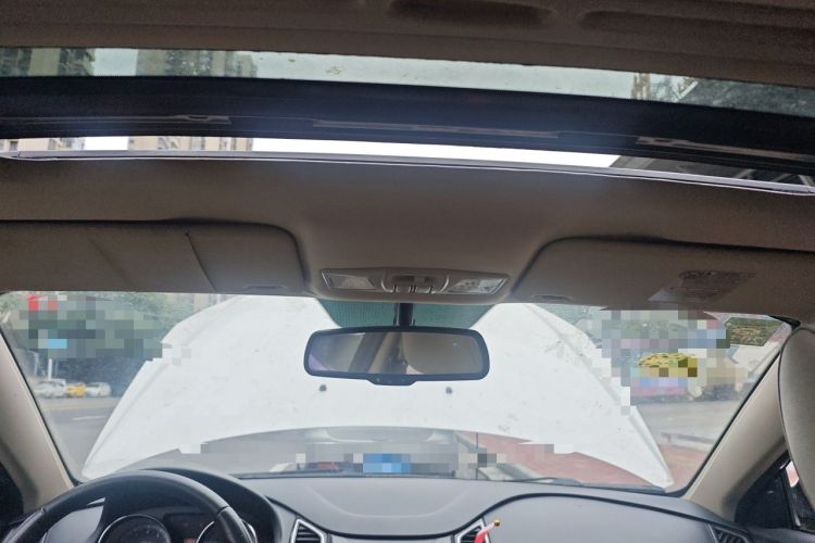 Used Bestune B50 2013 1.6L automatic luxury version Headliner